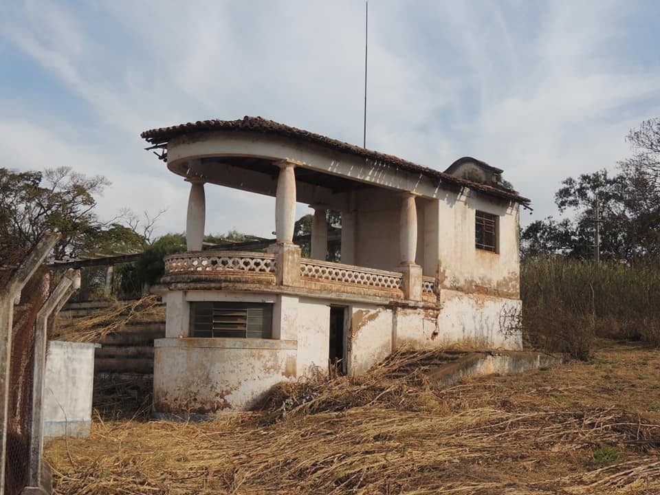 Foto 8 de 10 — Usina Tamoio: da importância econômica aos capacetes coloridos